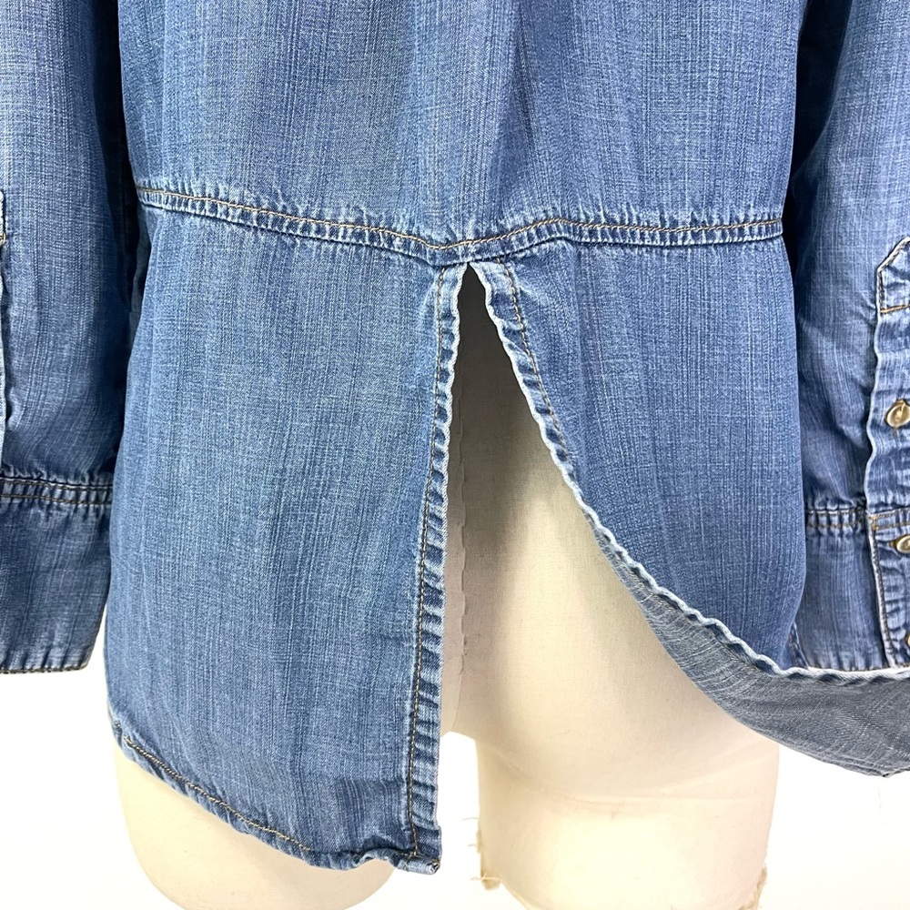 Bella Dahl- Blue Chambray Split Tail Button Down … - image 7